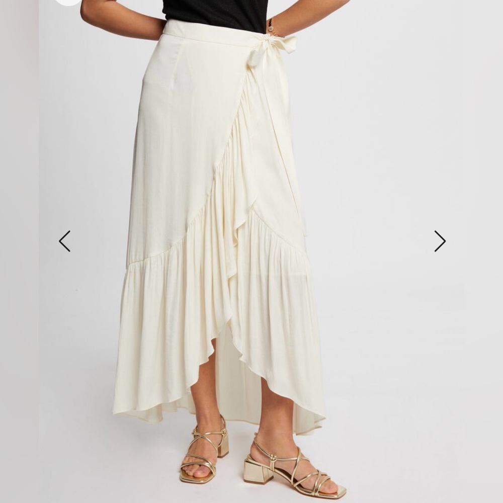 NWT Morgandetoi Midi Skirt